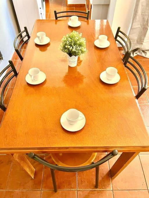T2, Da Oura Apartment *