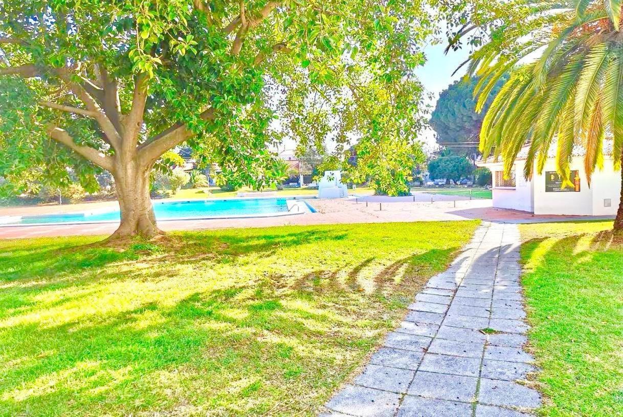 Apartment T2, Da Oura *